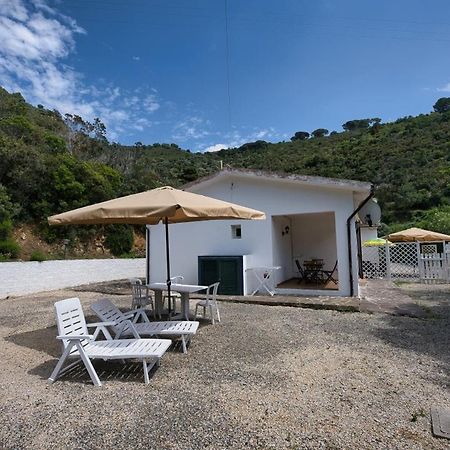 Alloggi Del Mirto A Morcone - Goelba Capoliveri  Exterior foto