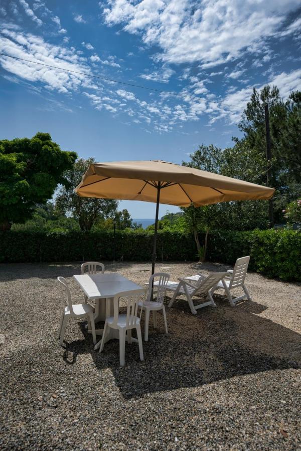 Alloggi Del Mirto A Morcone - Goelba Capoliveri  Exterior foto