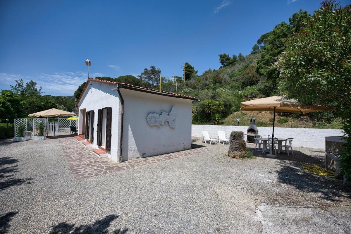Alloggi Del Mirto A Morcone - Goelba Capoliveri  Exterior foto